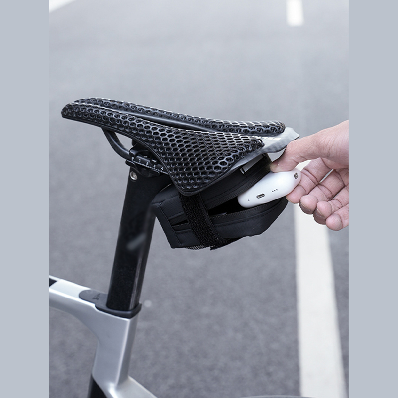 自転車サドルバッグ 大容量 防水 シート下バッグ サイクリン - Saddle Bag Under Seat のレビューと価格